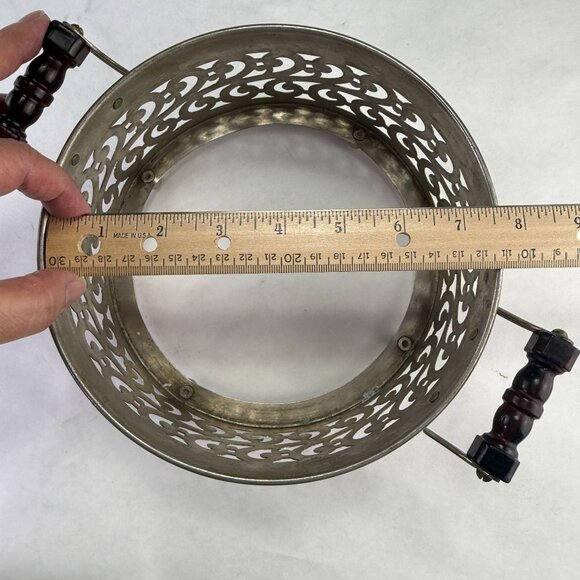 Vintage Manning Bowman Filigree Silverplate Serving Dish Ring With Handles - Picture 13 of 14